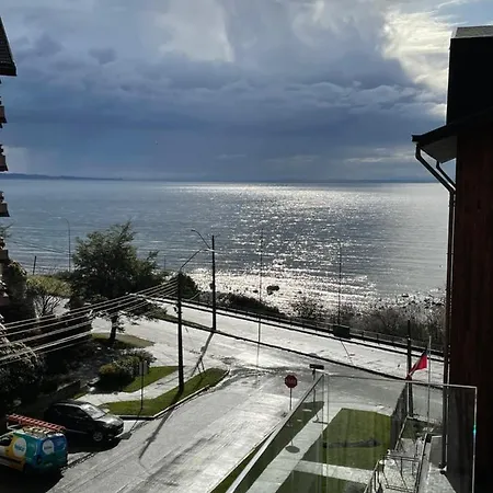 Soleado, Calido Y Gran Depto Al Lado Del Lago. Puerto Varas Exterior photo